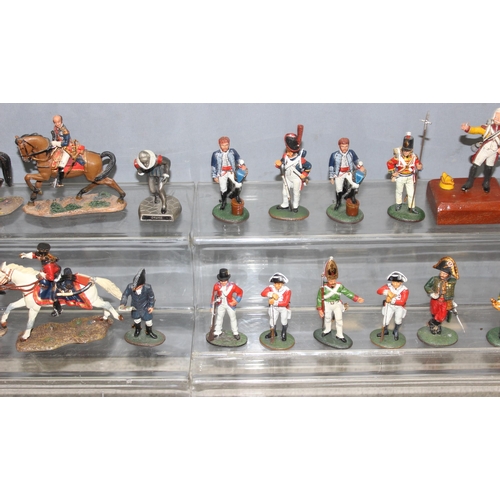 1528 - Qty of vintage and later diecast lead figures, mostly soldiers/military themed to incl DelPrado, Bri... 