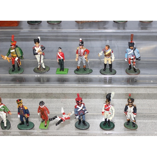 1528 - Qty of vintage and later diecast lead figures, mostly soldiers/military themed to incl DelPrado, Bri... 