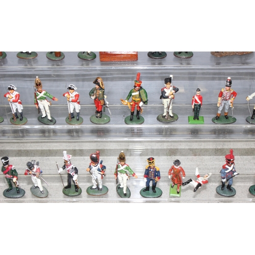 1528 - Qty of vintage and later diecast lead figures, mostly soldiers/military themed to incl DelPrado, Bri... 