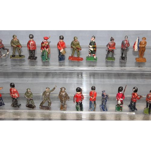 1532 - Qty of vintage and later diecast lead figures, mostly soldiers