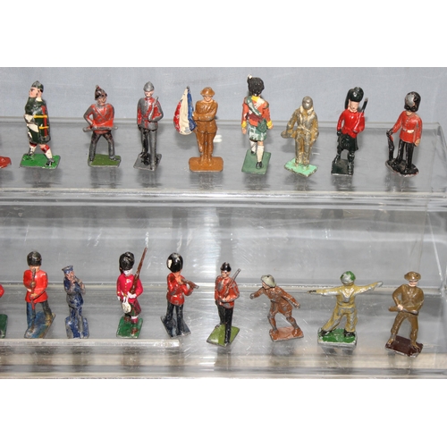 1532 - Qty of vintage and later diecast lead figures, mostly soldiers