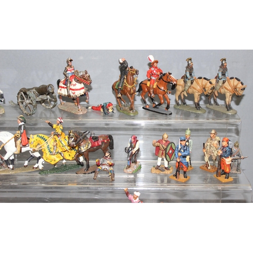 1538 - Qty of diecast lead figures, mostly soldiers, by Delprado ltd