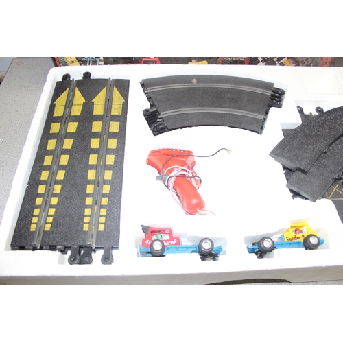 1563 - Scalextric super stock electric model racing set C662 with cars, unchecked for completeness