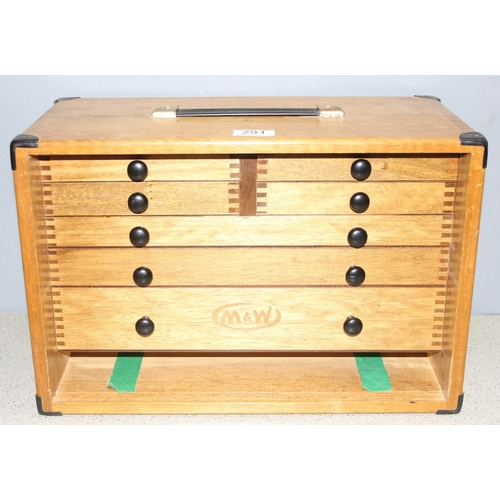 291 - Moore & Wright engineers tool chest with 4 smaller drawers over 3 larger drawers, with key, approx 4... 