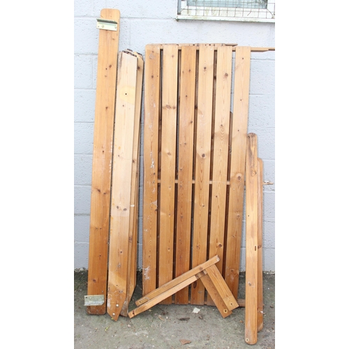 353 - Deconstructed pine garden bench