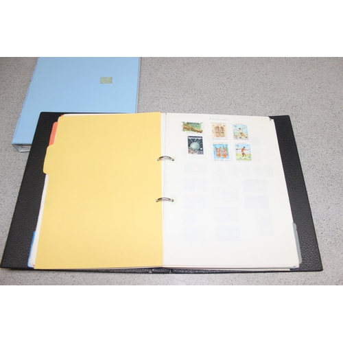 546 - Stamps - Box, World collection in 6 binders