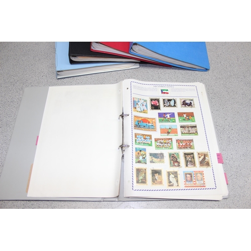 546 - Stamps - Box, World collection in 6 binders