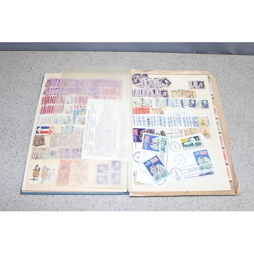 552 - Stamps - USA, 2 albums with stamps