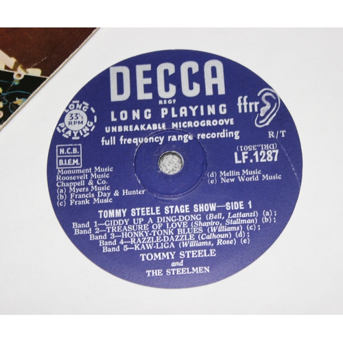 607 - 3 x 10 inch vintage Tommy Steele Decca vinyl records, to incl The Tommy Steele Story, The Duke Wore ... 