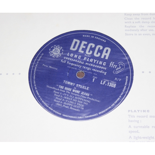 607 - 3 x 10 inch vintage Tommy Steele Decca vinyl records, to incl The Tommy Steele Story, The Duke Wore ... 