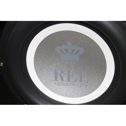 762 - REL Acoustics T7i 8