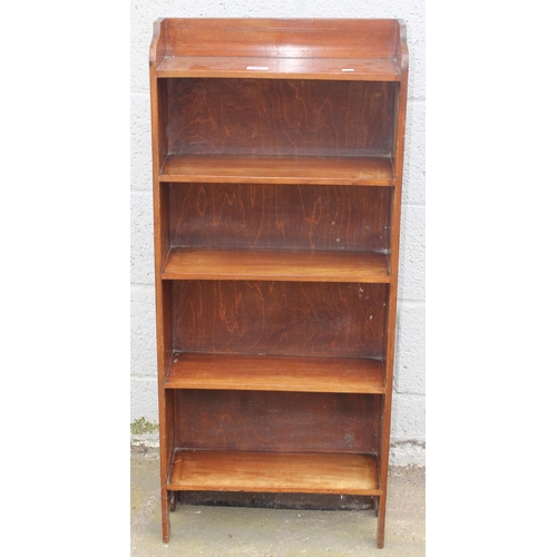 187 - 5 tiered vintage mahogany freestanding bookshelf, approx 106cm H x 46cm W x 16 D