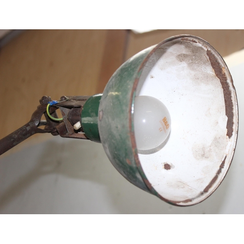 267 - A vintage industrial Dugdills machinists or lathe lamp with green enamel shade