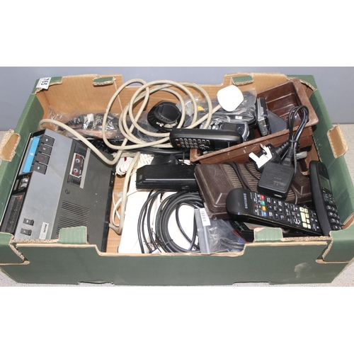 765 - Qty of used mobile phones to incl Nokia and Motorola etc, and other communicative items