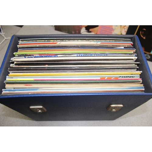 614 - Large qty of vintage vinyl records to incl Don McClean, Johnny Cash, Shakin' Stevens etc