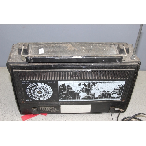 769 - Vintage Hitachi 3D Superwoofer double cassette radio, model No: TRK-3D52E and a Lloytron Pathfinder ... 