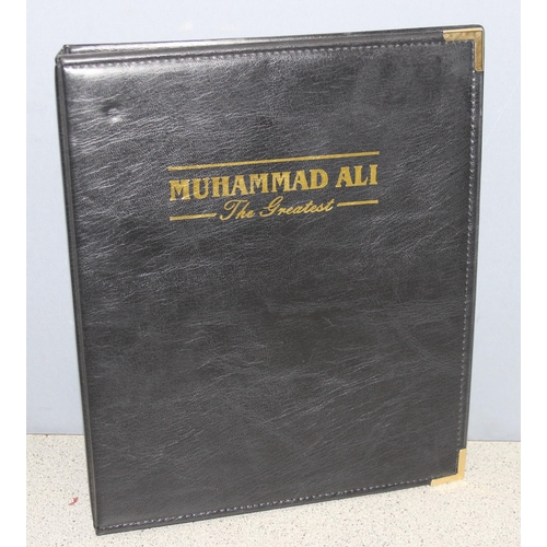 717 - Muhammad Ali, qty of assorted Sporting Profiles trading cards from 1993 and other Muhmmad Ali relate... 