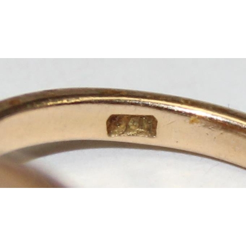 1140O - A vintage 9ct gold mounted shell cameo ring formed as a classical female head, marked and XRF confir... 