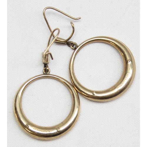 1160B - A pair of 9ct gold hoop earrings with facet cut design, marked and XRF confirmed, approx 23mm tall, ... 