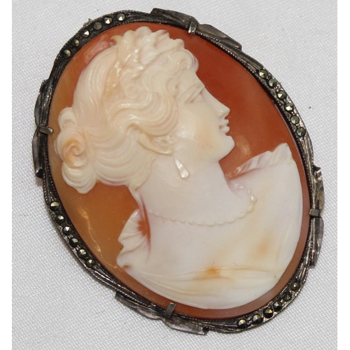 1160L - A good quality vintage shell cameo with classical female bust, mounted in silver marcasite, marked a... 