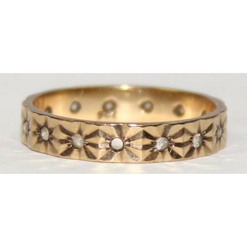 1160Z - A vintage 9ct gold and white stone eternity ring, marked and XRF confirmed, approx size O, approx 2.... 