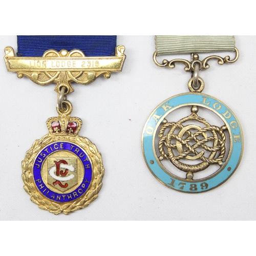 1433 - 2 20th century silver gilt masonic medals, both with full hallmarks, approx 46.57g gross inc ribbons