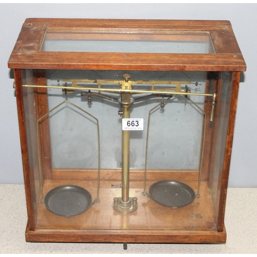 660 - Vintage set of laboratory balance weighing scales in glazed wooden case by W&J George & Becker Ltd, ... 