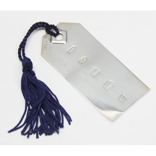 1065 - A vintage silver bookmark with tassel, marked for Birmingham 2004 by Harrison Brothers & Howson Ltd,... 