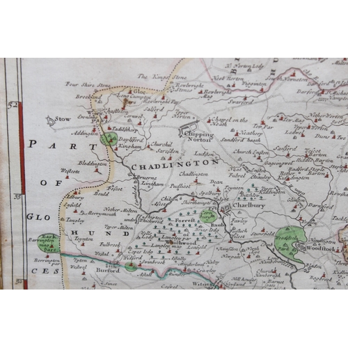 440M - 2 antique maps of Oxfordshire to include the largest by Robert Morden, approx 39cm x 45cm