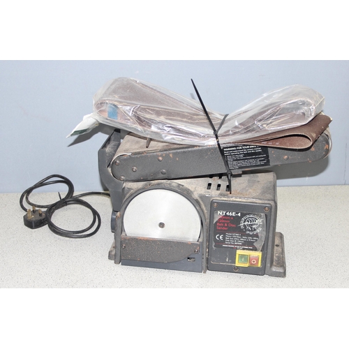 818 - Performance power belt and disk sander model number NT46E/4 with spare belts