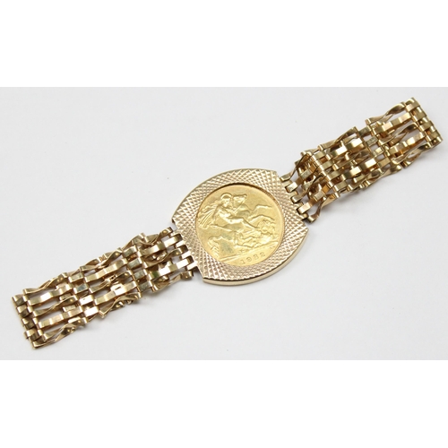 1100 - A vintage 9ct gold bracelet set with a 1982 22ct gold half sovereign coin, marked and XRF confirmed,... 