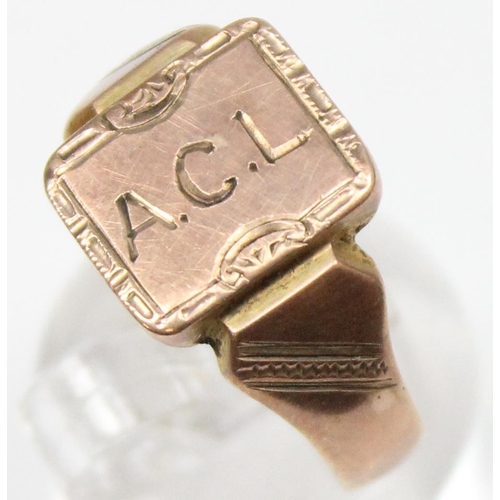 1114 - A vintage 9ct gold signet ring engraved ACL, unmarked but XRF confirmed, approx size R, approx 4.87g... 