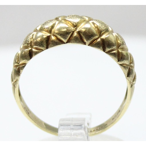 1169 - A vintage 14ct gold Italian made keeper ring with woven design, marked and XRF confirmed, approx siz... 