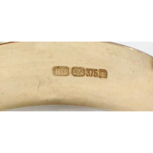 1174 - 9ct gold band ring with engraved decoration, marked and XRF confirmed, approx size Z, approx 2.45g g... 