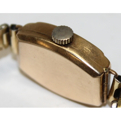 1323 - A vintage 9ct gold cased watch by Felca with gold plated expanding strap, marked and XRF confirmed, ... 