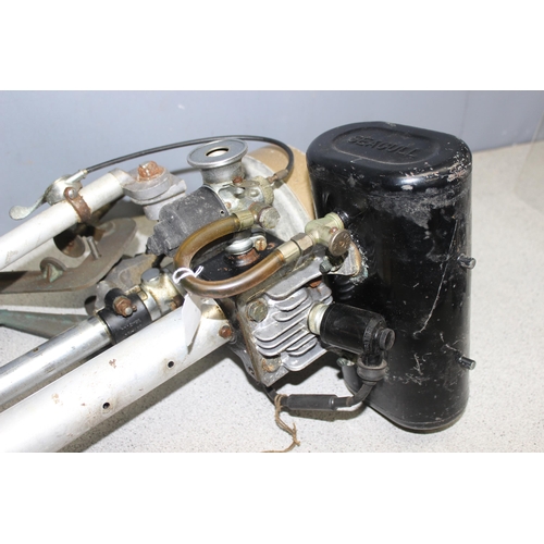 700 - Small vintage Seagull outboard engine, with original tool kit, total length approx. 90cm