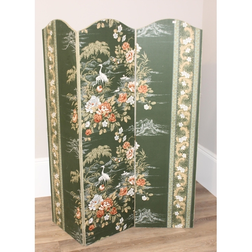 81 - A vintage upholstered dressing screen, approx 132cm x 152cm