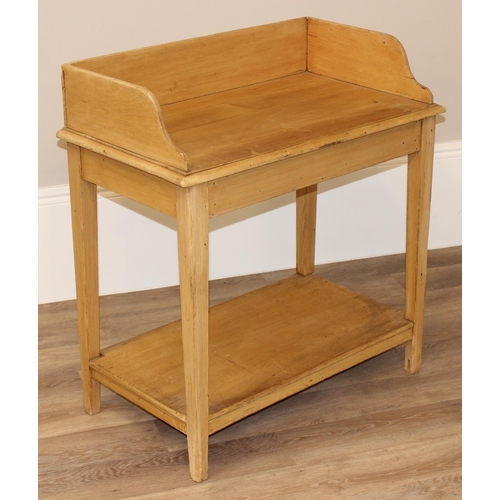 34 - A vintage pine wash stand, approx 81cm wide x 46cm deep x 87cm tall