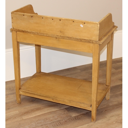 34 - A vintage pine wash stand, approx 81cm wide x 46cm deep x 87cm tall