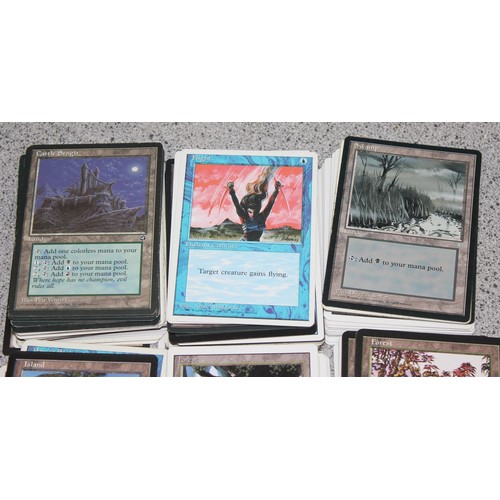 611 - Single owner collection - A box of different coloured Magic the Gathering cards mostly from the 90's... 