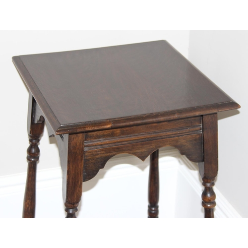 179 - Antique Mahogany square topped occasional table, approx 41 x 41 x 74cm