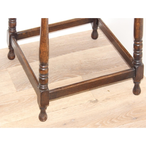 179 - Antique Mahogany square topped occasional table, approx 41 x 41 x 74cm