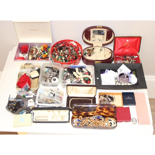 1110 - Large qty of assorted costume jewellery and boxes/cases