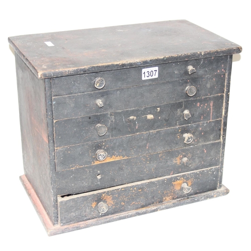 1307 - Vintage watchmakers' 6-drawer chest with contents to incl watch glass crystals and a huge qty of wat... 