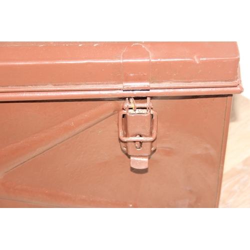 1401 - Vintage ammo tin in brown, approx 74cm x 41cm x 35cm