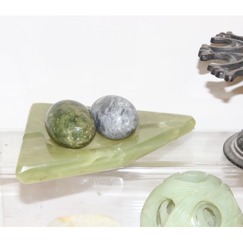 1512 - Mix of interesting items to incl carved Jade layer puzzle ball, polished onyx and stone eggs, rubber... 