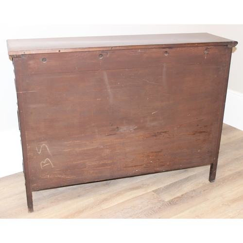 153 - An extremely decorative Edwardian period mahogany sideboard in the manner of James Shoolbred, decora... 