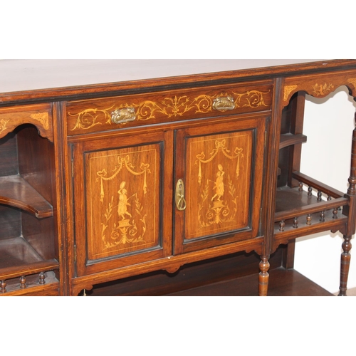 153 - An extremely decorative Edwardian period mahogany sideboard in the manner of James Shoolbred, decora... 