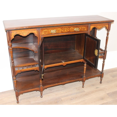 153 - An extremely decorative Edwardian period mahogany sideboard in the manner of James Shoolbred, decora... 