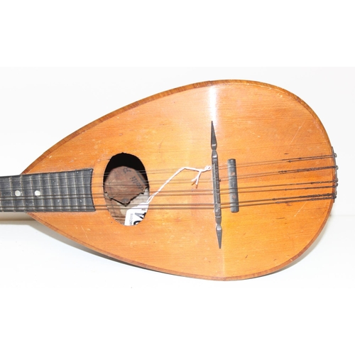 1704 - Antique bowl-backed Mandolin with partial label believed to be for Fratelli Rellini, approx 60cm